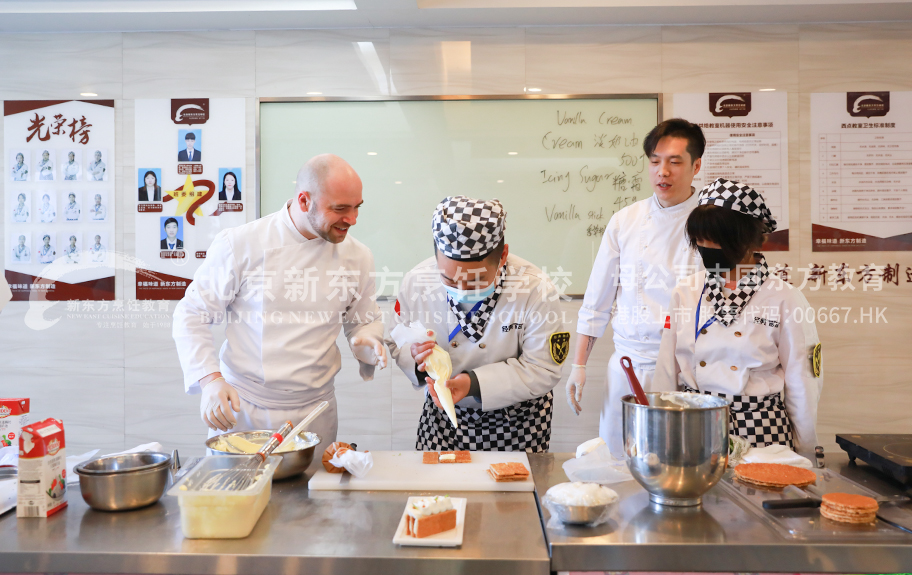 大鸡吧狂操骚逼北京新东方烹饪学校-学子回访